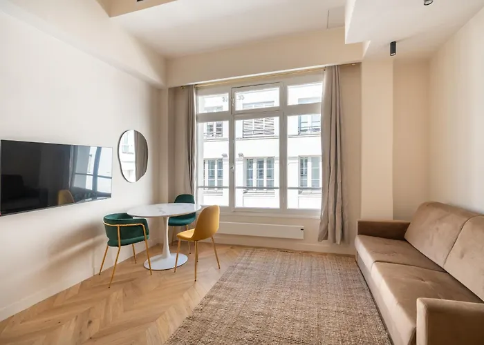 Chic Duplex For 4 In Vibrant Bastille Apartamento *